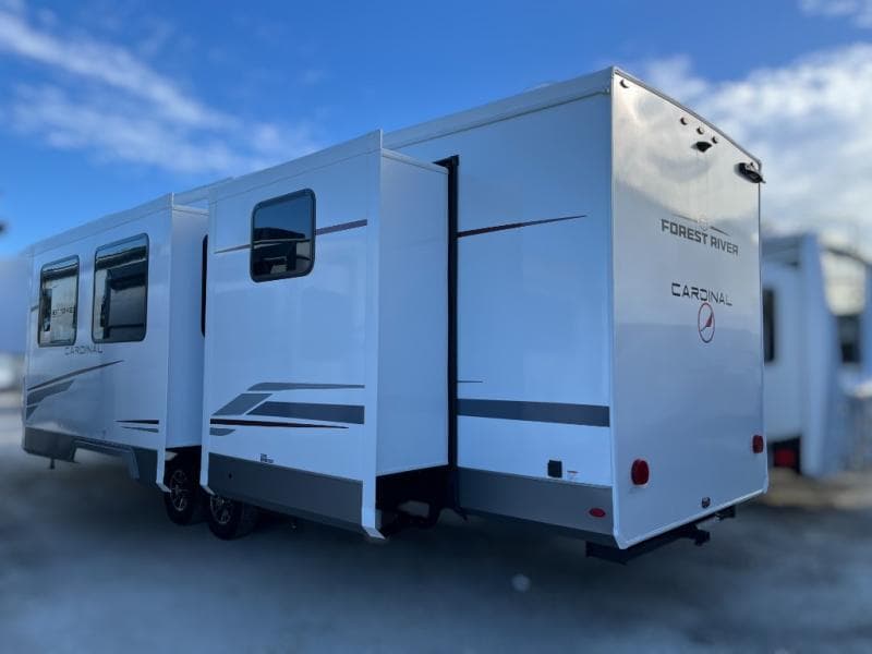 2025 Forest River 2025 Forest River Cardinal - thumbnail 10