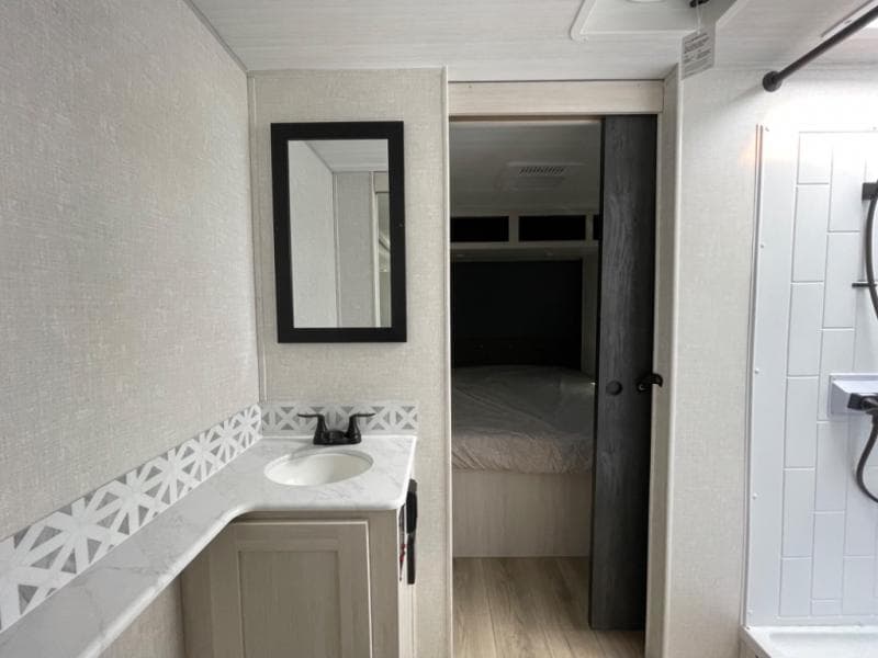 2025 Forest River 2025 Forest River Surveyor Legend - thumbnail 23