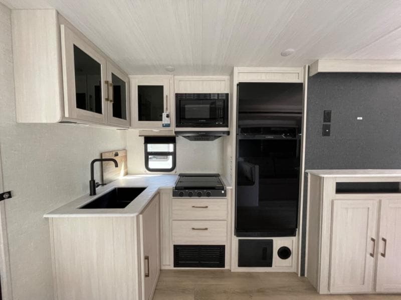 2025 Forest River 2025 Forest River Surveyor Legend - thumbnail 10