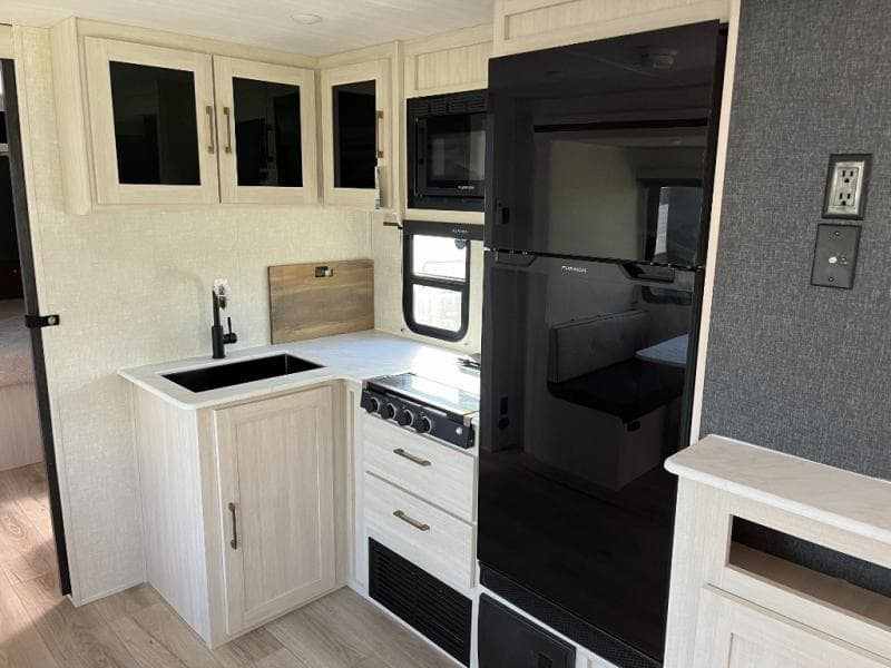 2025 Forest River 2025 Forest River Surveyor Legend - thumbnail 15