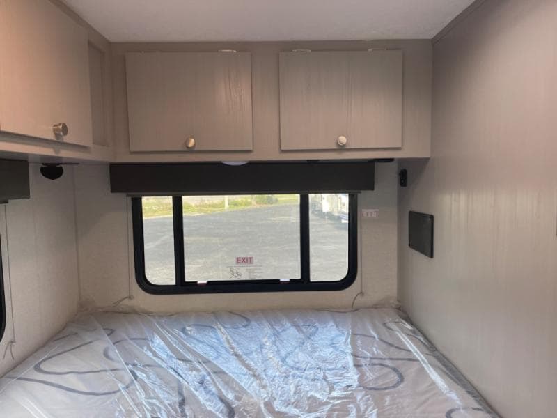 2025 Coachmen 2025 Coachmen Freelander - thumbnail 23