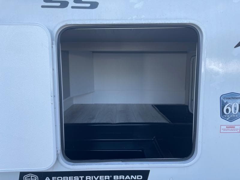 2025 Coachmen 2025 Coachmen Freelander - thumbnail 8