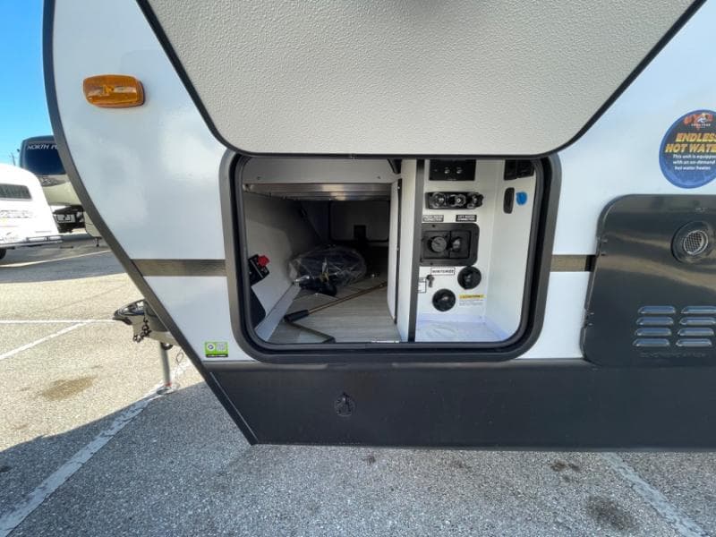 2025 Keystone RV 2025 Keystone RV Passport Super Lite - thumbnail 5