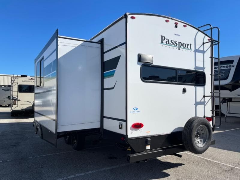 2025 Keystone RV 2025 Keystone RV Passport Super Lite - thumbnail 6