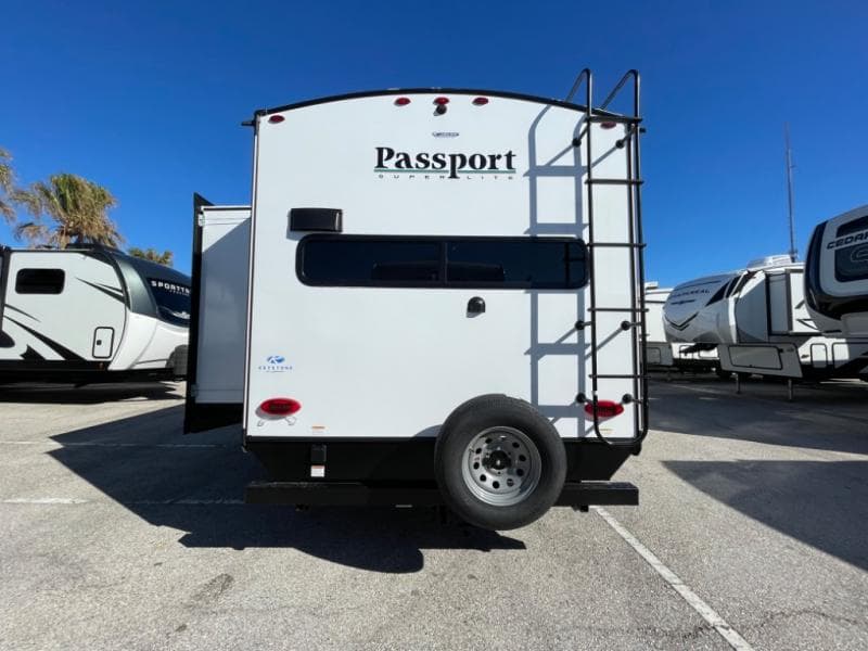 2025 Keystone RV 2025 Keystone RV Passport Super Lite - thumbnail 7