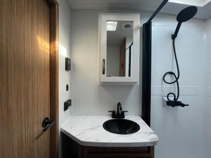 2025 Keystone RV 2025 Keystone RV Passport Super Lite - thumbnail 14