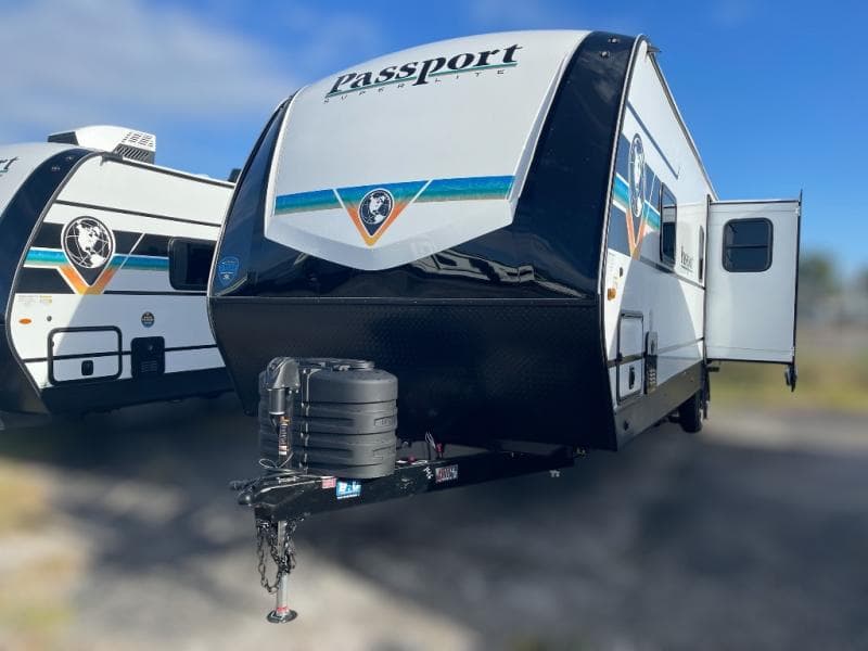 2025 Keystone RV 2025 Keystone RV Passport Super Lite - thumbnail 4