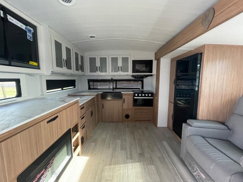 2025 Keystone RV 2025 Keystone RV Passport Super Lite - thumbnail 5