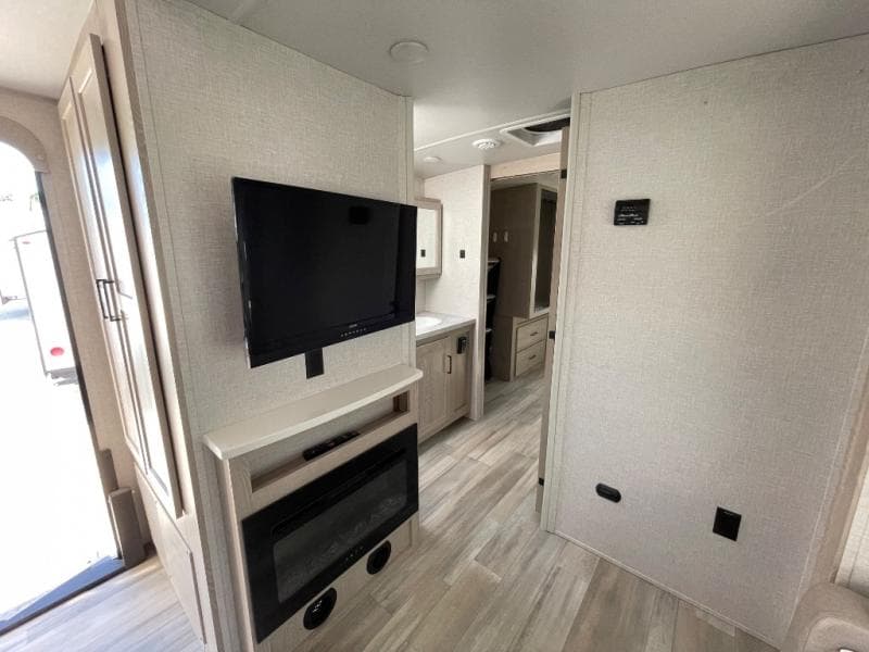 2023 Flagstaff 2023 Flagstaff Micro Lite - thumbnail 11