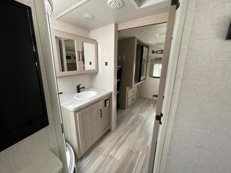 2023 Flagstaff 2023 Flagstaff Micro Lite - thumbnail 12