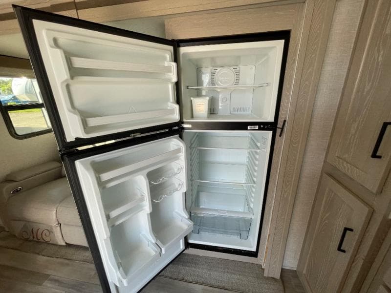 2023 Flagstaff 2023 Flagstaff Micro Lite - thumbnail 21