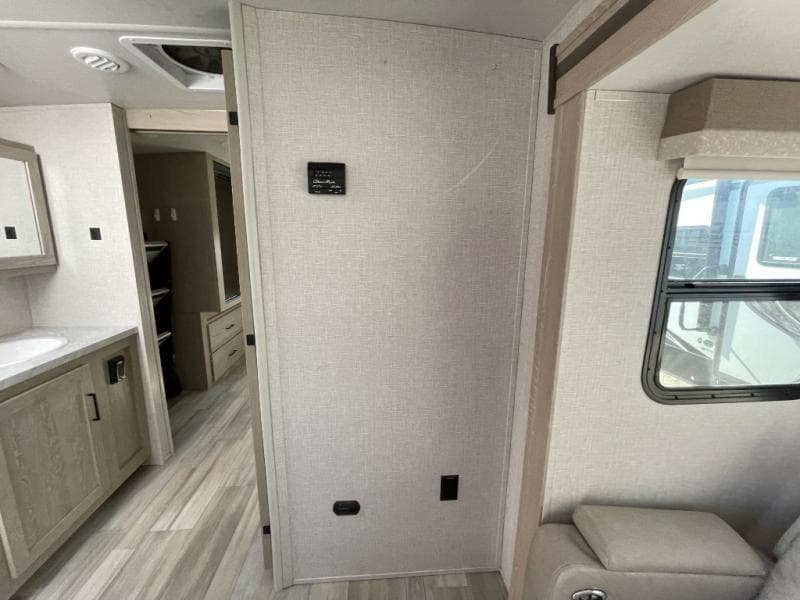 2023 Flagstaff 2023 Flagstaff Micro Lite - thumbnail 24