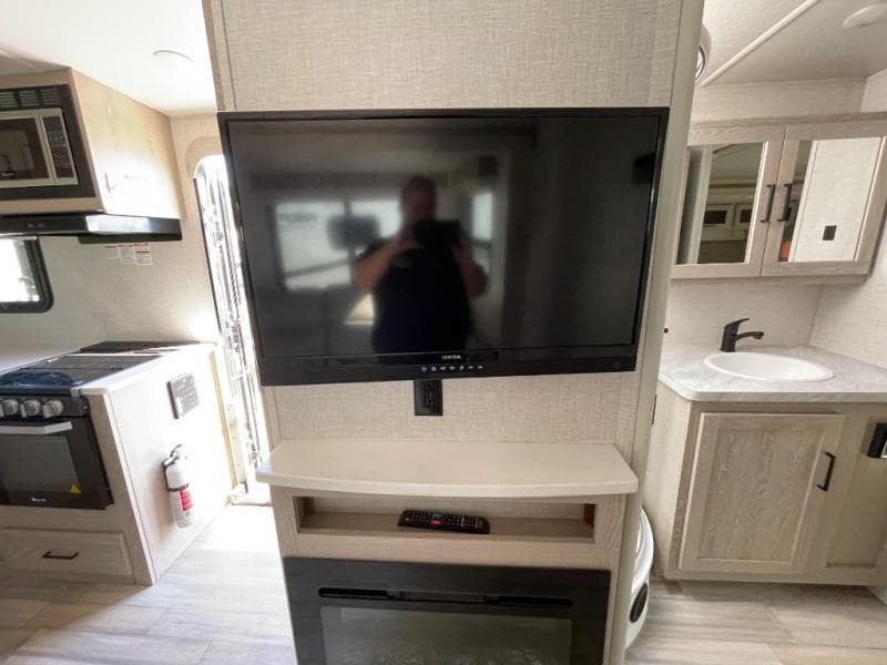 2023 Flagstaff 2023 Flagstaff Micro Lite - thumbnail 25