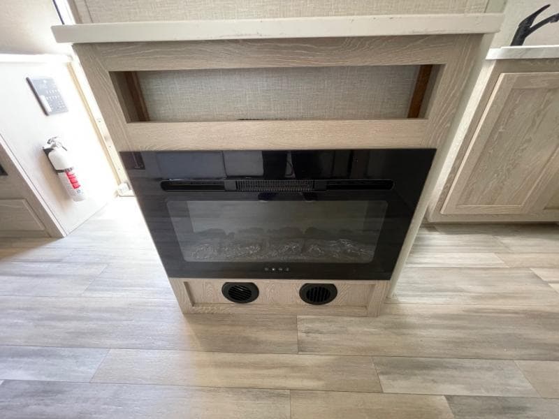 2023 Flagstaff 2023 Flagstaff Micro Lite - thumbnail 26