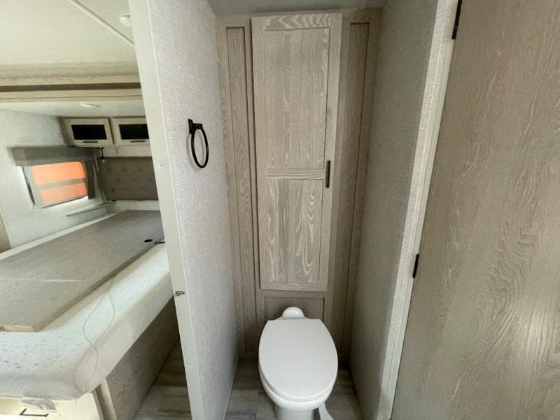 2023 Flagstaff 2023 Flagstaff Micro Lite - thumbnail 29