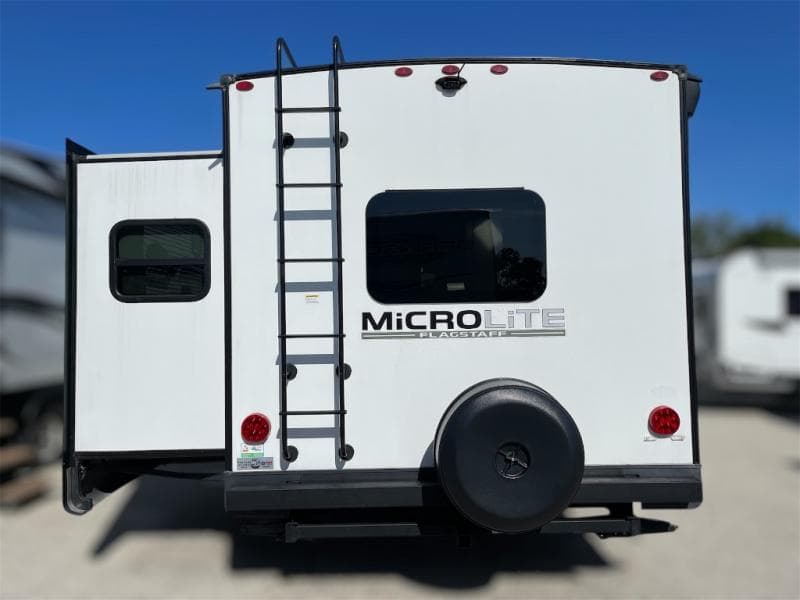 2023 Flagstaff 2023 Flagstaff Micro Lite - thumbnail 6