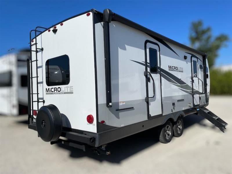 2023 Flagstaff 2023 Flagstaff Micro Lite - thumbnail 7