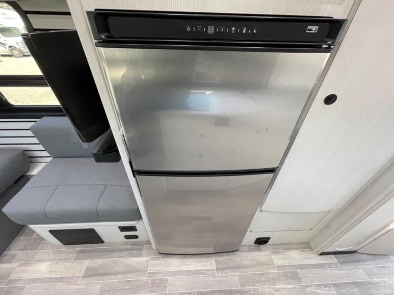 2025 Pleasure-Way 2025 Pleasure-Way Plateau - thumbnail 15