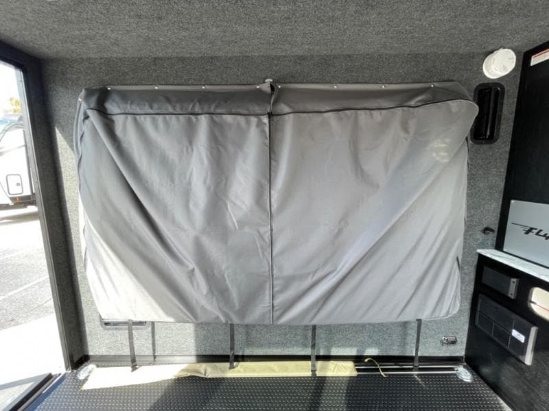 2025 inTech RV 2025 inTech RV Flyer - thumbnail 11