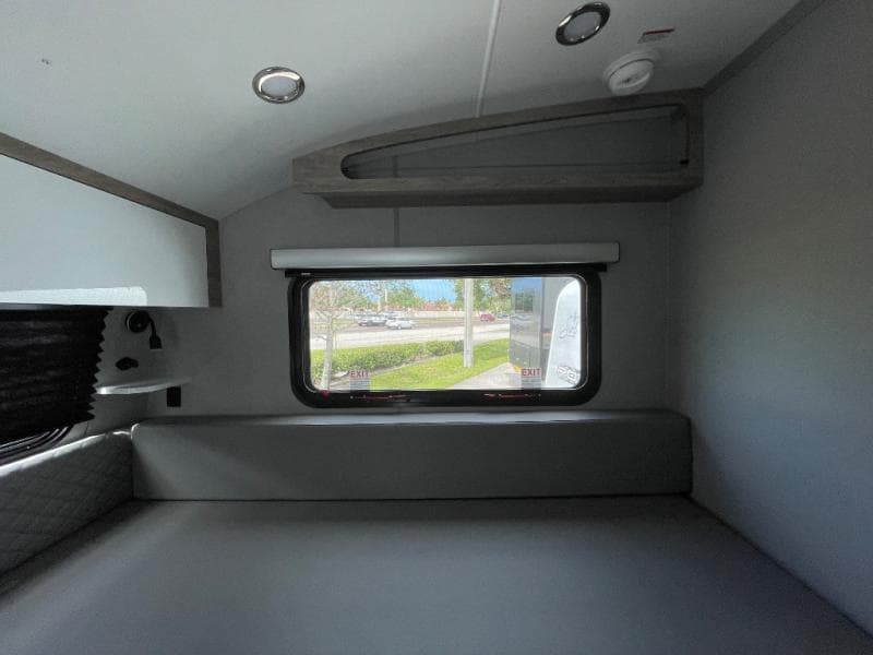 2025 inTech RV 2025 inTech RV Sol - thumbnail 14