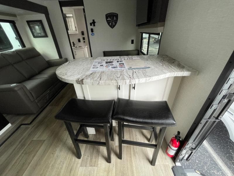 2025 Venture RV 2025 Venture RV Stratus - thumbnail 18