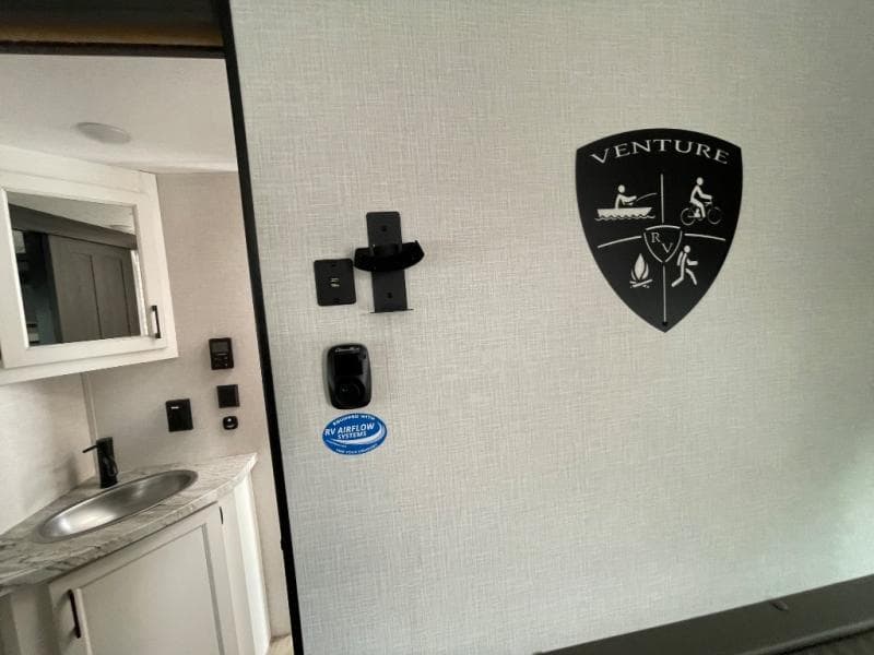 2025 Venture RV 2025 Venture RV Stratus - thumbnail 31