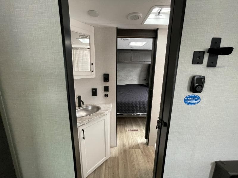 2025 Venture RV 2025 Venture RV Stratus - thumbnail 32