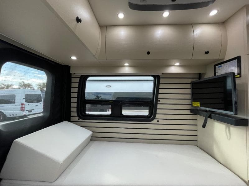 2025 Pleasure-Way 2025 Pleasure-Way Plateau - thumbnail 11