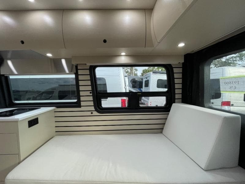 2025 Pleasure-Way 2025 Pleasure-Way Plateau - thumbnail 12