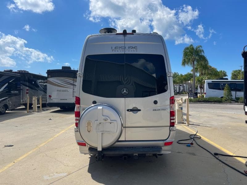 2014 Leisure Travel Vans 2014 Leisure Travel Vans Free Spirit - thumbnail 5