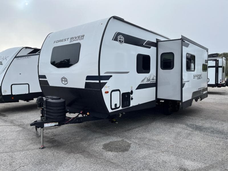 2025 Surveyor Legend 2025 Surveyor Legend Surveyor Legend - thumbnail 3