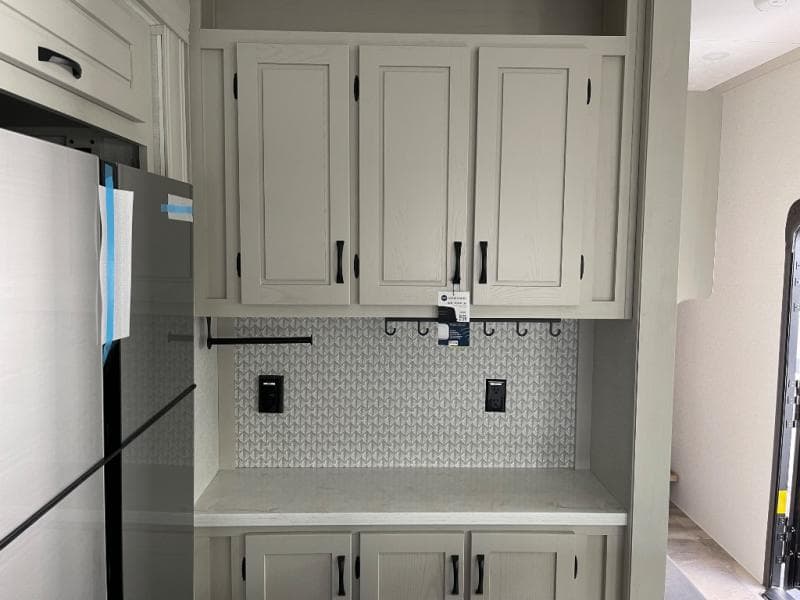 2025 Coachmen 2025 Coachmen Brookstone - thumbnail 20