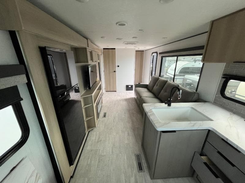 2025 Dutchmen 2025 Dutchmen Kodiak - thumbnail 9