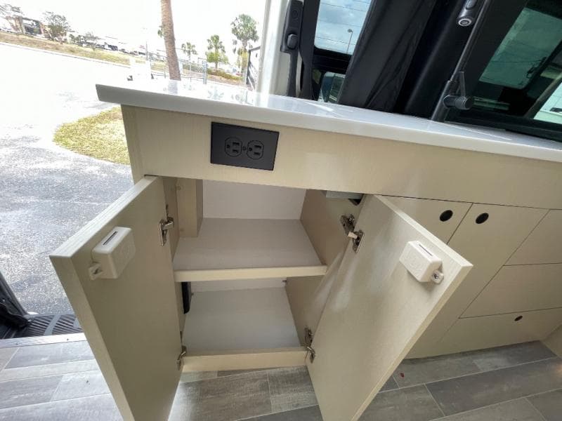 2025 Pleasure-Way 2025 Pleasure-Way Plateau - thumbnail 21