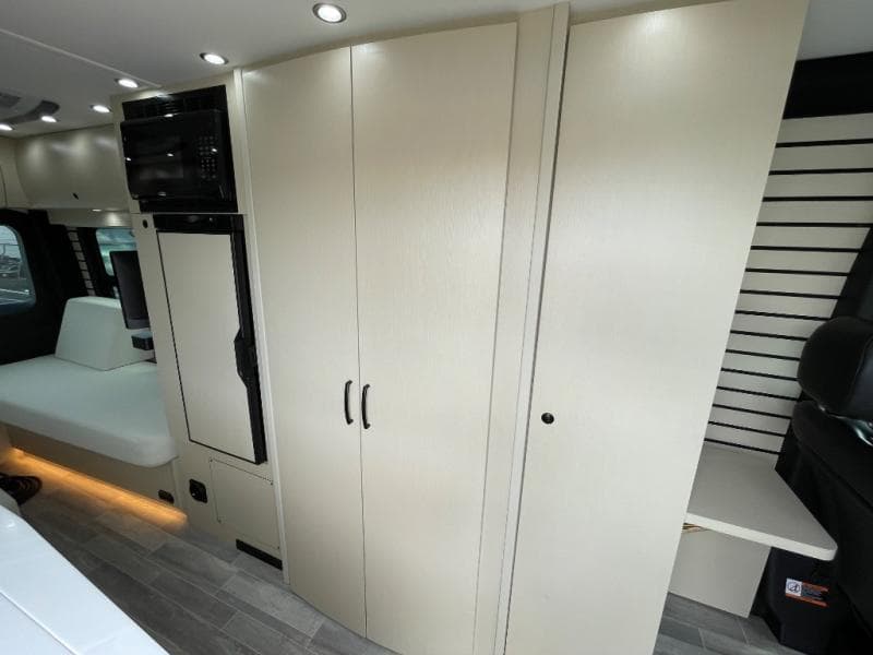 2025 Pleasure-Way 2025 Pleasure-Way Plateau - thumbnail 9