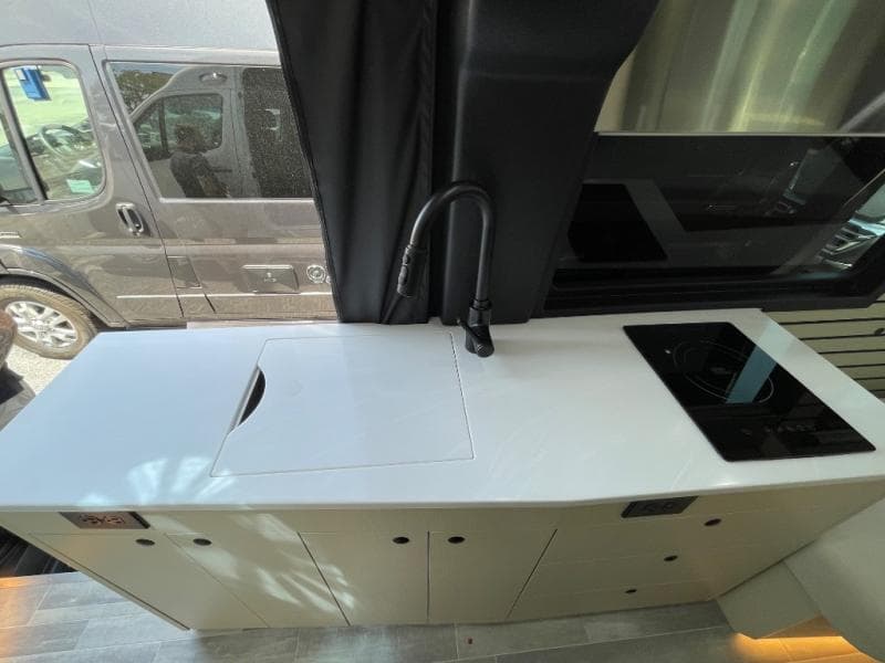 2025 Pleasure-Way 2025 Pleasure-Way Plateau - thumbnail 11