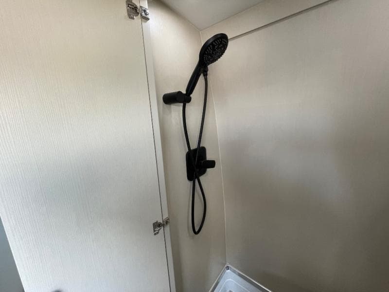 2025 Pleasure-Way 2025 Pleasure-Way Plateau - thumbnail 17