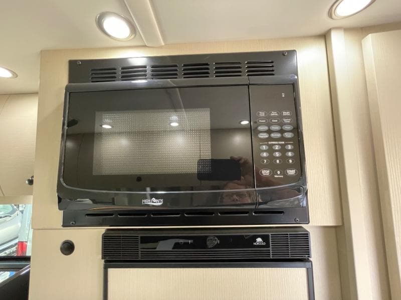 2025 Pleasure-Way 2025 Pleasure-Way Plateau - thumbnail 18