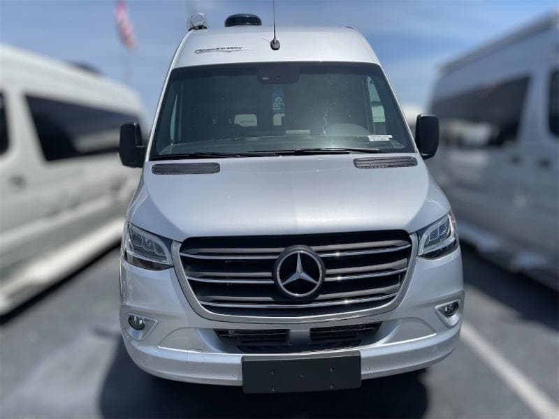 2025 Pleasure-Way 2025 Pleasure-Way Plateau - thumbnail 3