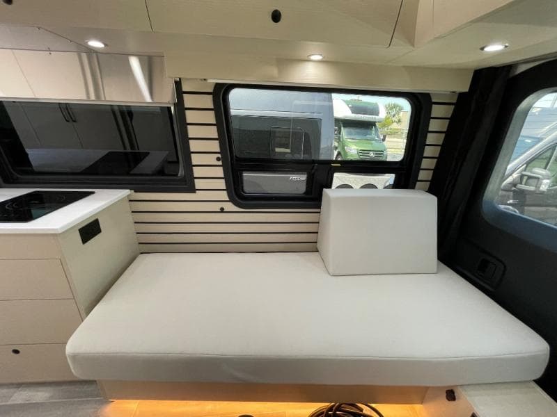 2025 Pleasure-Way 2025 Pleasure-Way Plateau - thumbnail 24