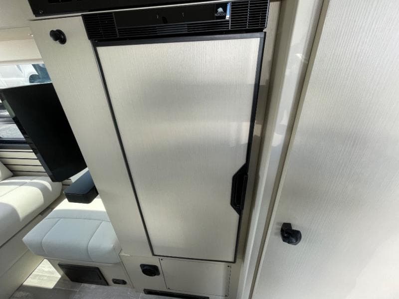 2025 Pleasure-Way 2025 Pleasure-Way Ascent - thumbnail 16