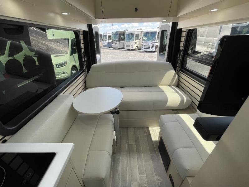 2025 Pleasure-Way 2025 Pleasure-Way Ascent - thumbnail 18