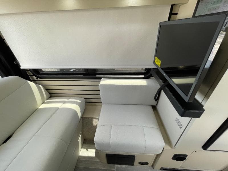 2025 Pleasure-Way 2025 Pleasure-Way Ascent - thumbnail 23