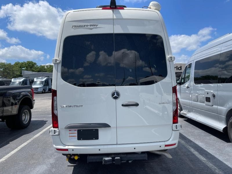 2025 Pleasure-Way 2025 Pleasure-Way Ascent - thumbnail 6