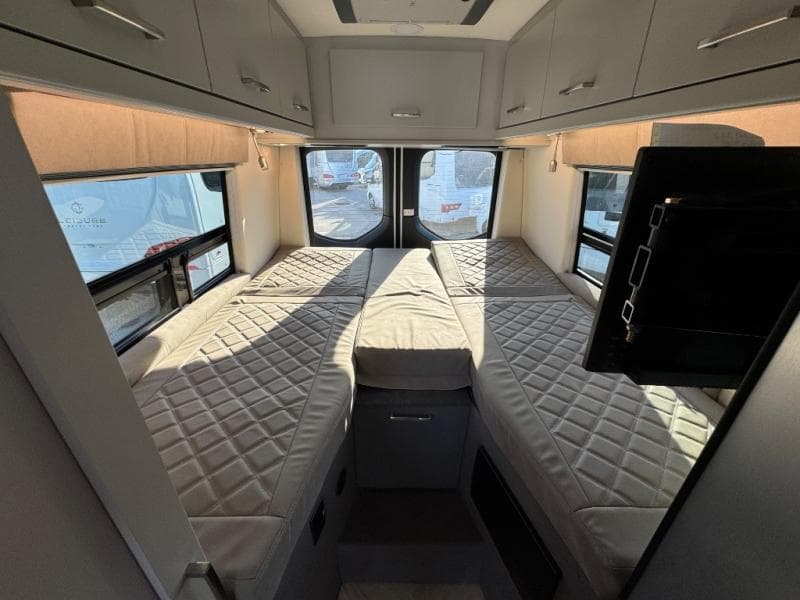 2025 Coachmen 2025 Coachmen Galleria - thumbnail 14