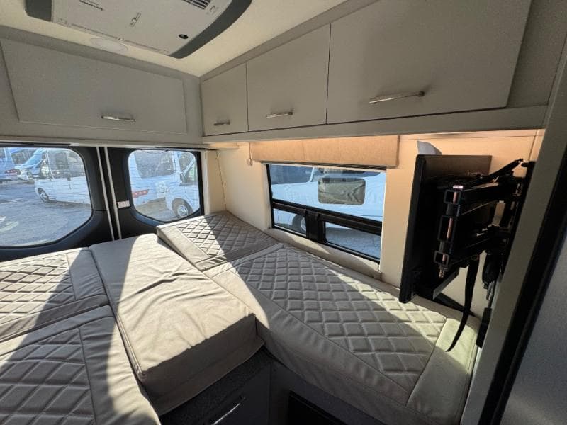 2025 Coachmen 2025 Coachmen Galleria - thumbnail 15