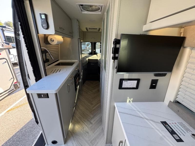2025 Coachmen 2025 Coachmen Galleria - thumbnail 7
