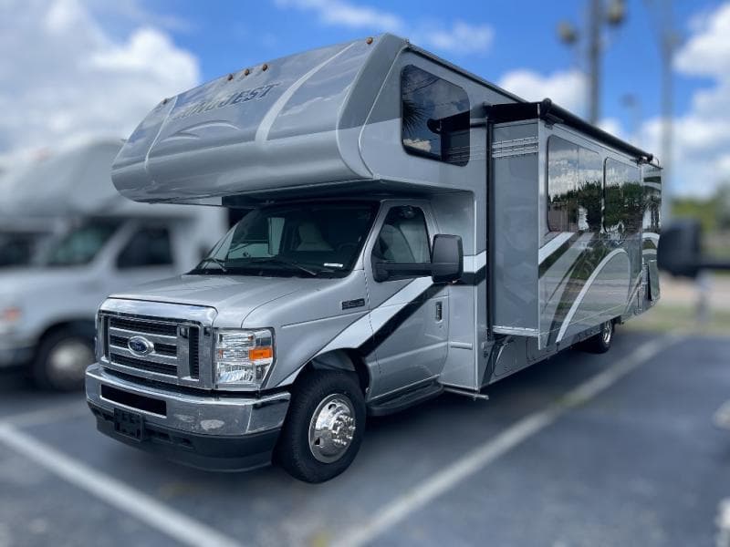 2025 Gulf Stream 2025 Gulf Stream Conquest - thumbnail 4