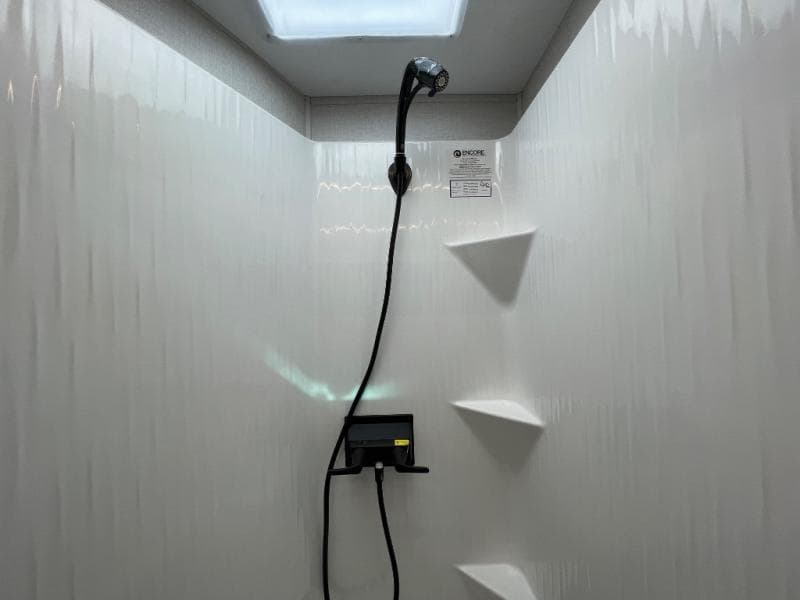 2025 Coachmen 2025 Coachmen Mirada - thumbnail 19