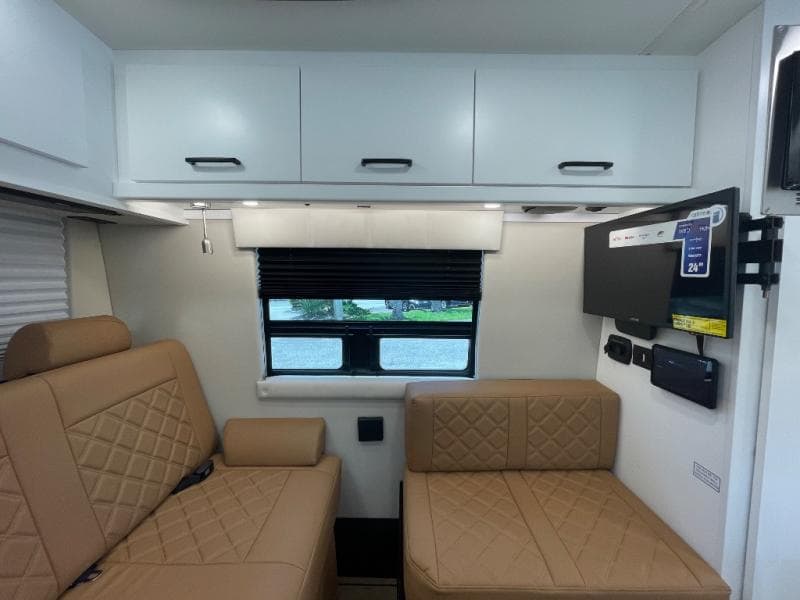 2025 Coachmen 2025 Coachmen Galleria - thumbnail 13